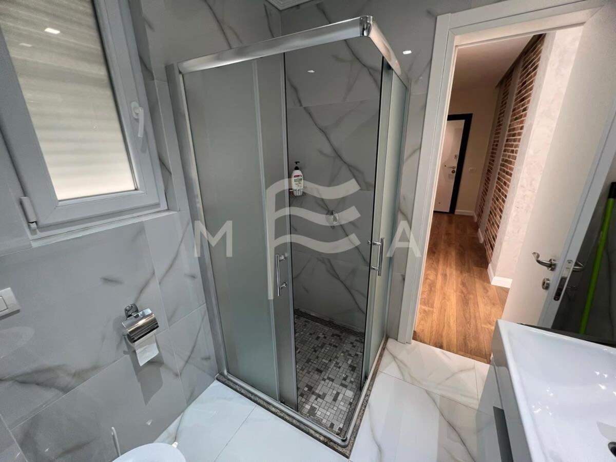 Yacht Club 573 Apartman Durrës Kültér fotó